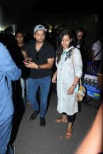 suresh raina snapped at airport  on 5th Sept 2015